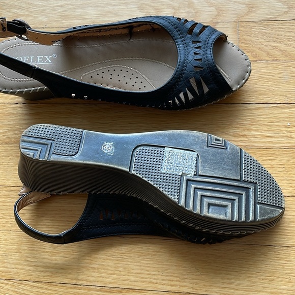 BN Soflex Italy Shoes. Size 9 - Picture 3 of 3